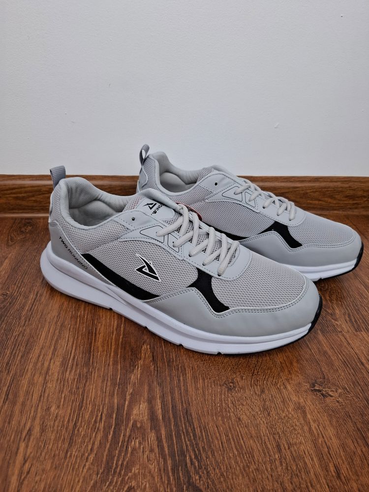 Twingo Running Shoes  Rozmiar 43 28cm 