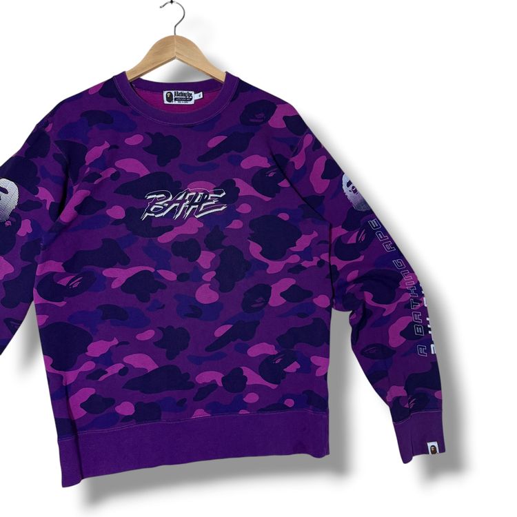 A Bathing Ape Sweatshirt Purple camo, XL image 4