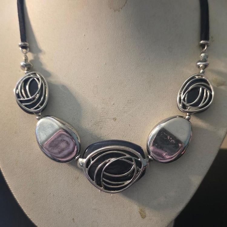 Silver-Tone Statement Necklace With Abstract Design image 1