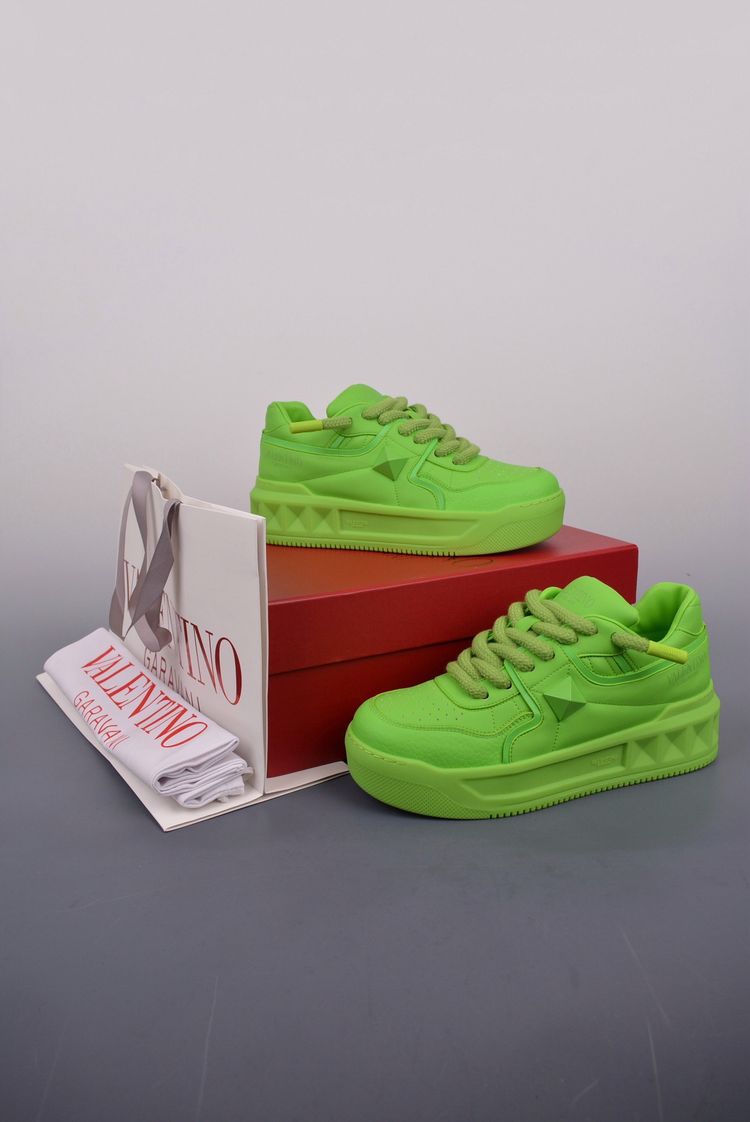 Valentino Valentino Green Sneakers product image