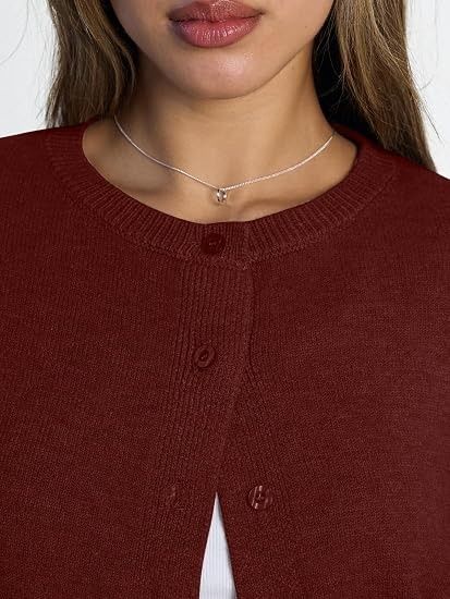 Immagine di Red Button-Up Cardigan Sweater 3