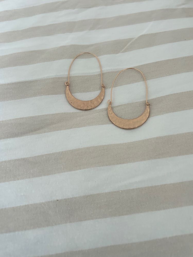 Gold-Tone Hoop Earrings 2