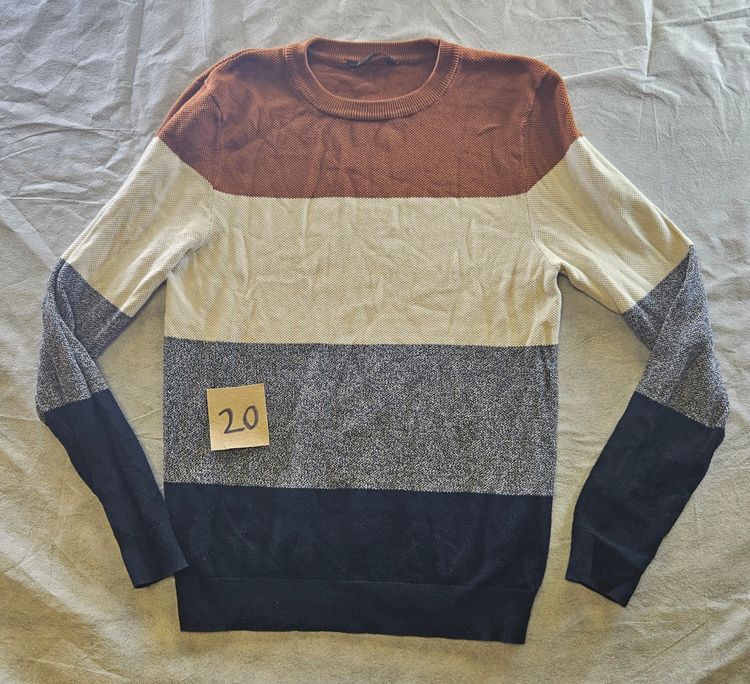 Color Block Long Sleeve Sweater image 1