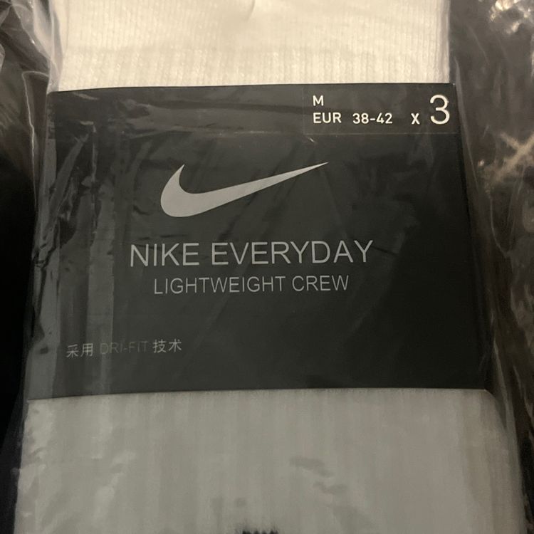 Nike black and white set Everyday Lightweight Crew Socks 3-Pack obraz 3