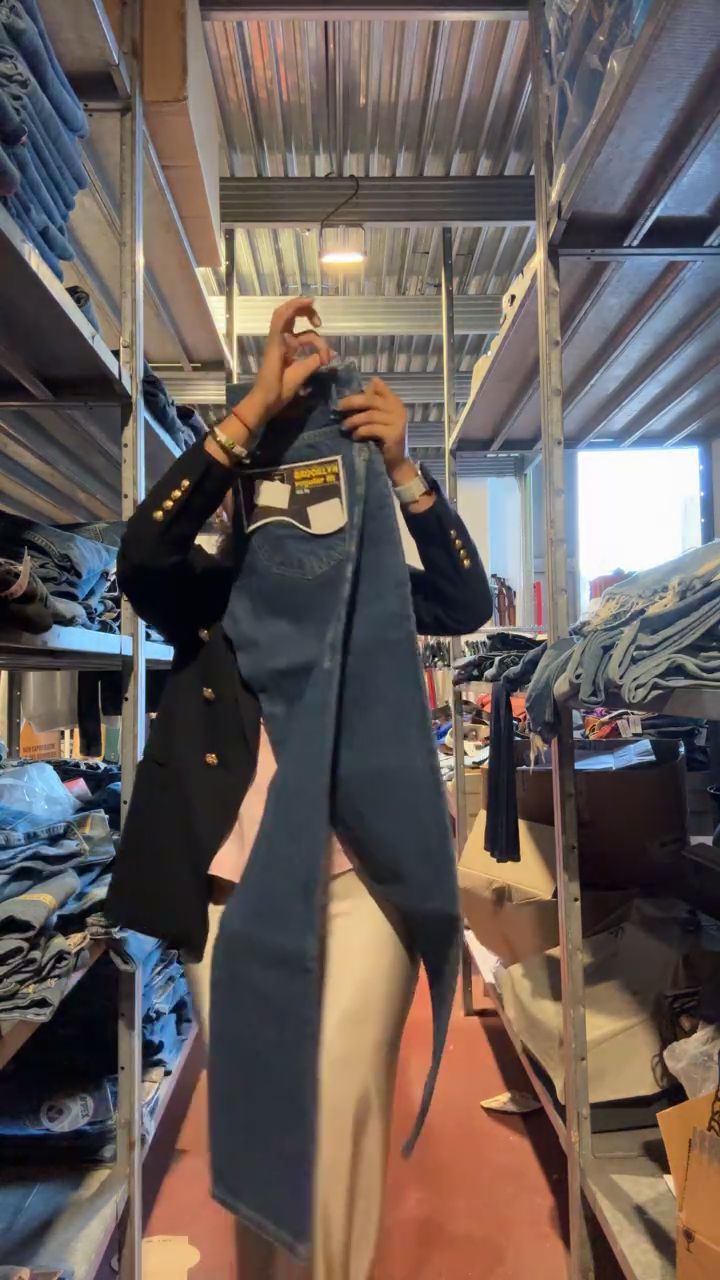 Jeans image 1