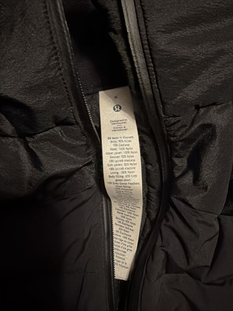 Lululemon Down For It all Jacket Black BN Uk 10 RRP £198 imagen 3
