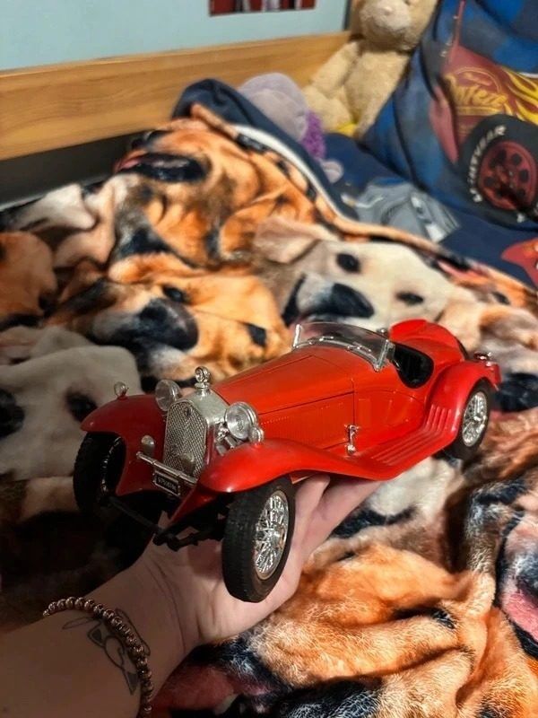 Red Vintage Toy Car Model image 1