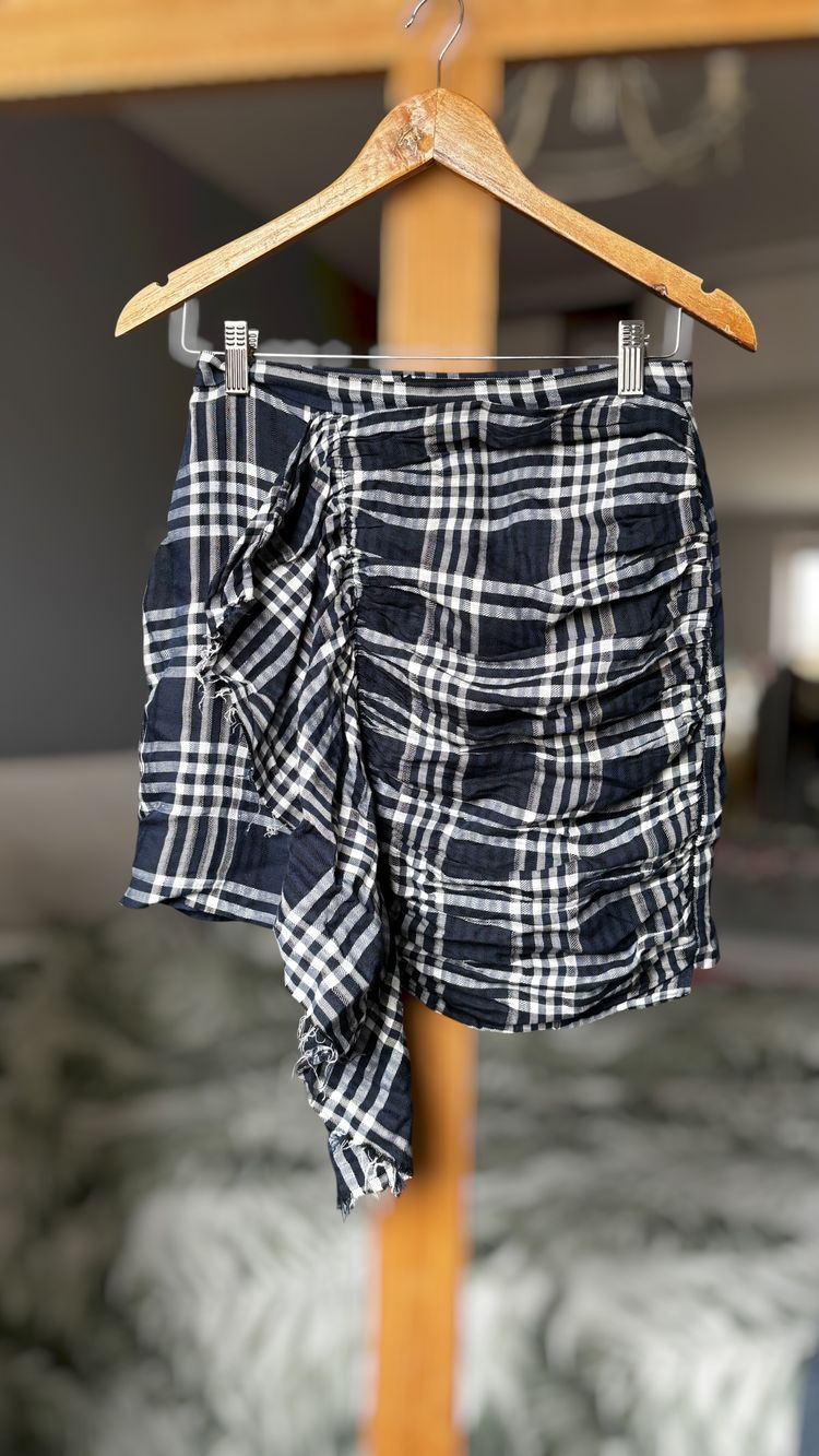  Zara Black And White Plaid Ruched Skirt S/M 