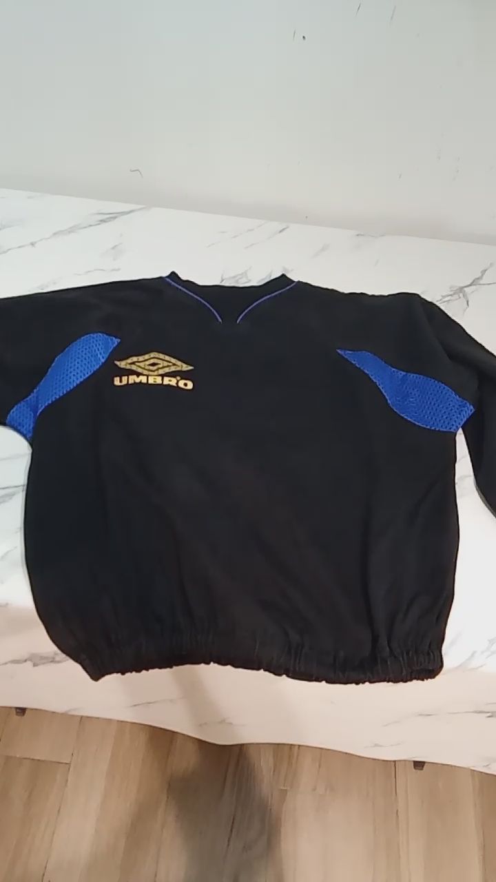 Umbro Sweatshirt image 1