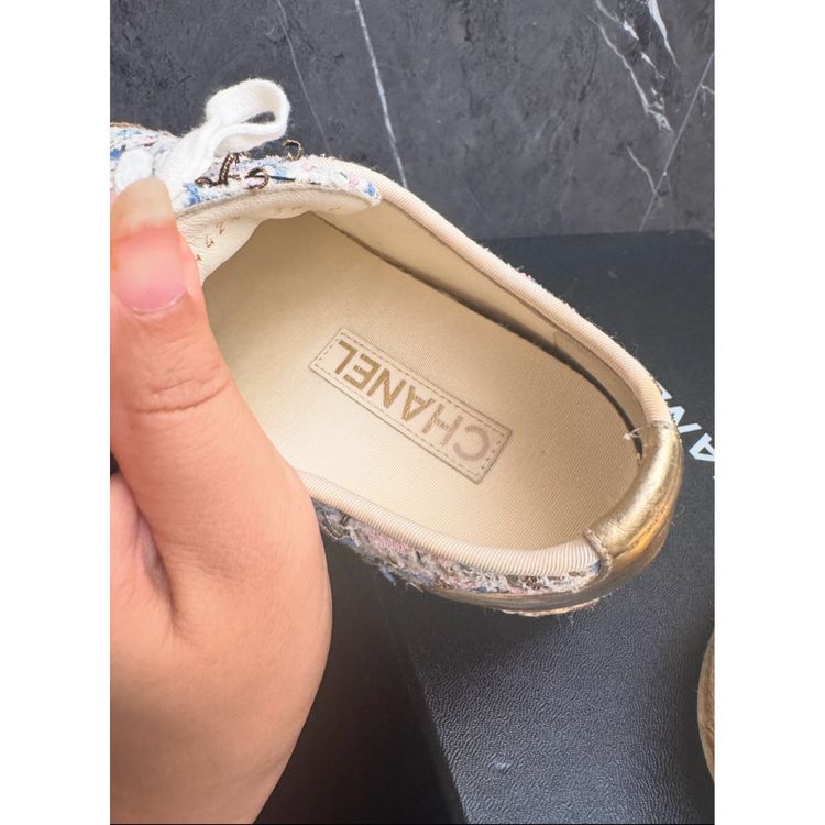 Chanel Multicolor Tweed & Gold Leather Espadrilles Sneakers image 2