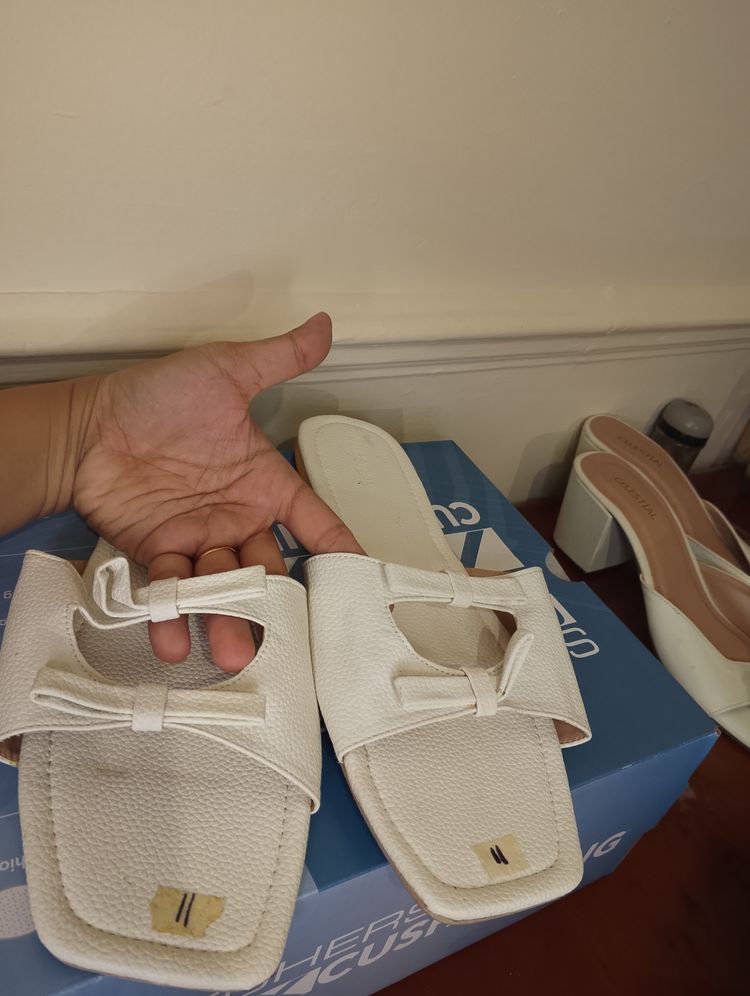 Immagine di White Slip-On Sandals 4
