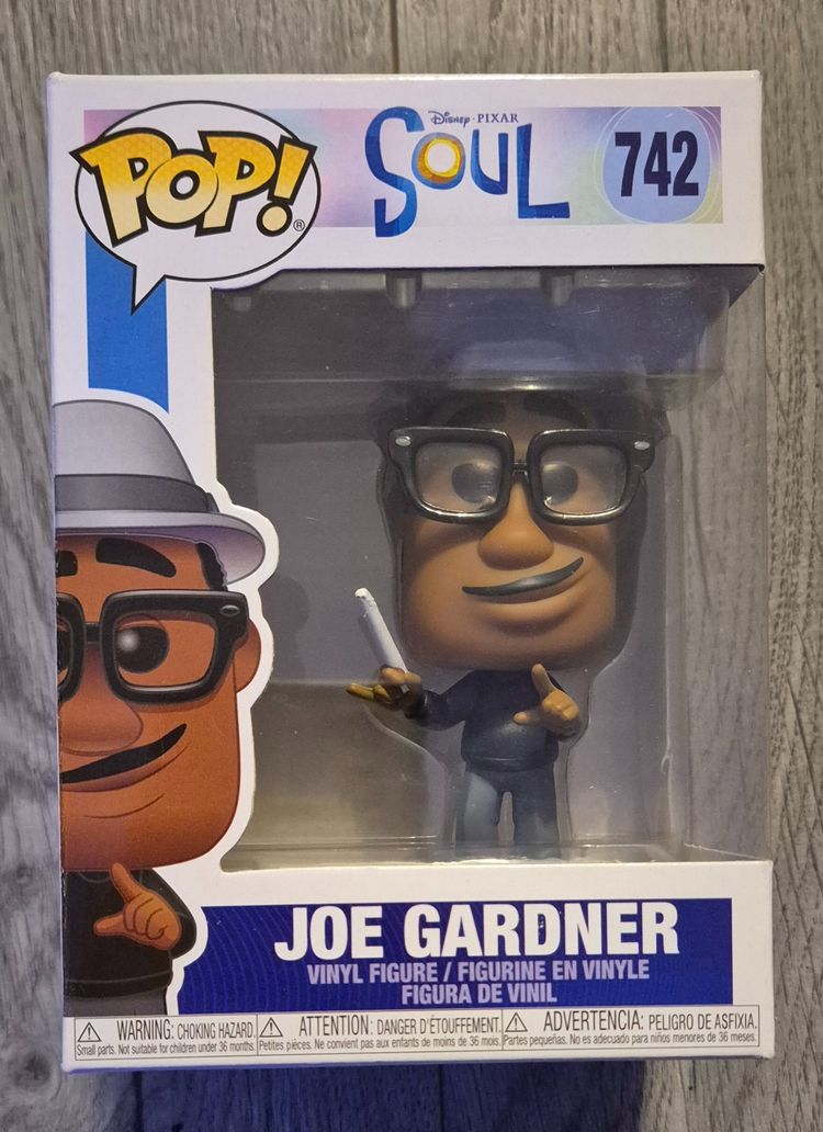 Joe Gardner Vinyl Figure