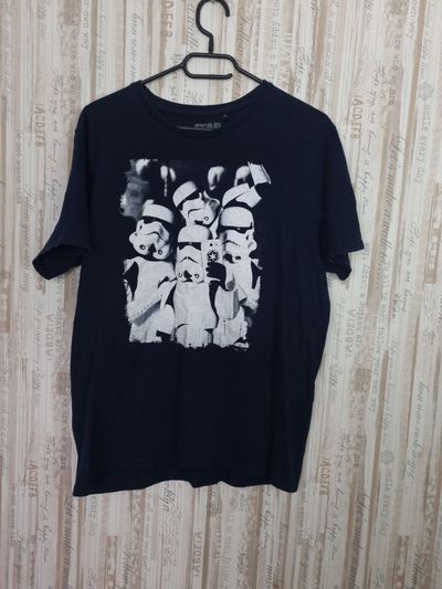 Black Star Wars Graphic T-Shirt