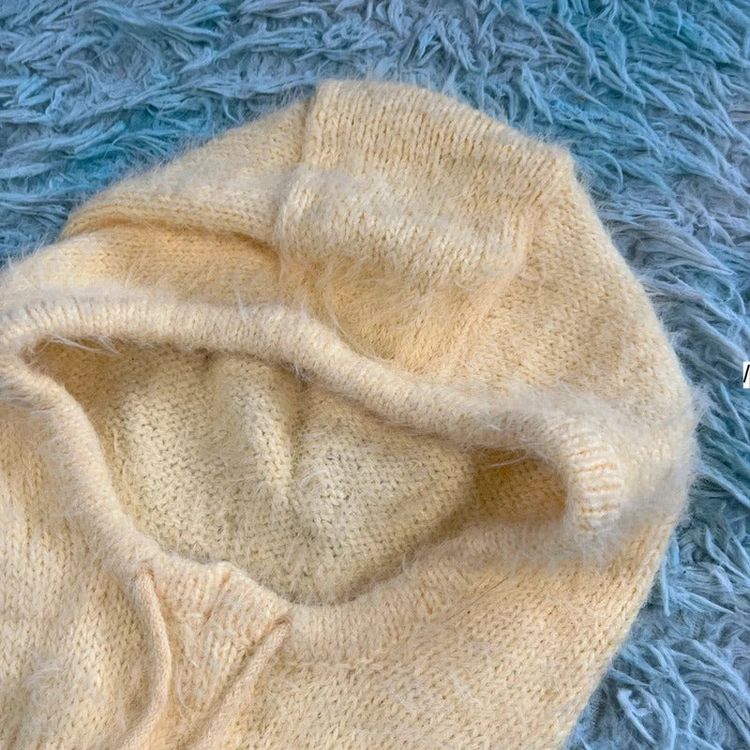 Immagine di Yellow Urban Outfitters Loose Knitted Hood 2