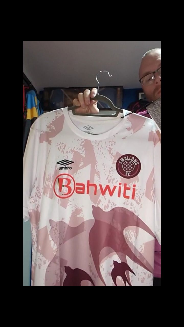 Other Swallows fc xl bnwt product image
