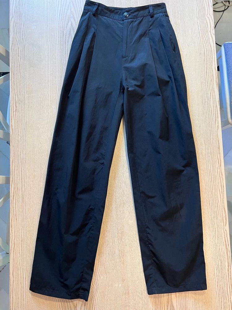 Massimo Dutti – Black Cotton Wide-Leg Tailored Trousers – High Waist – 79,95€ image 1