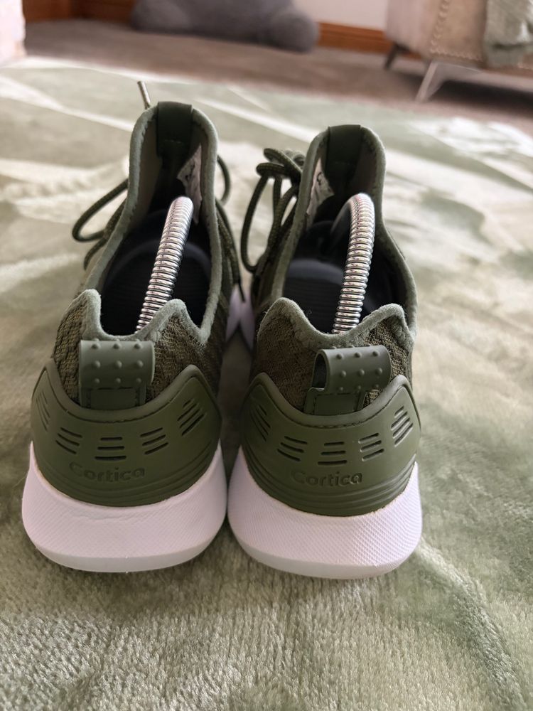Cortica Men’s Olive Green Knit Trainers UK 9 EU 43 Lightweight Sneakers image 5