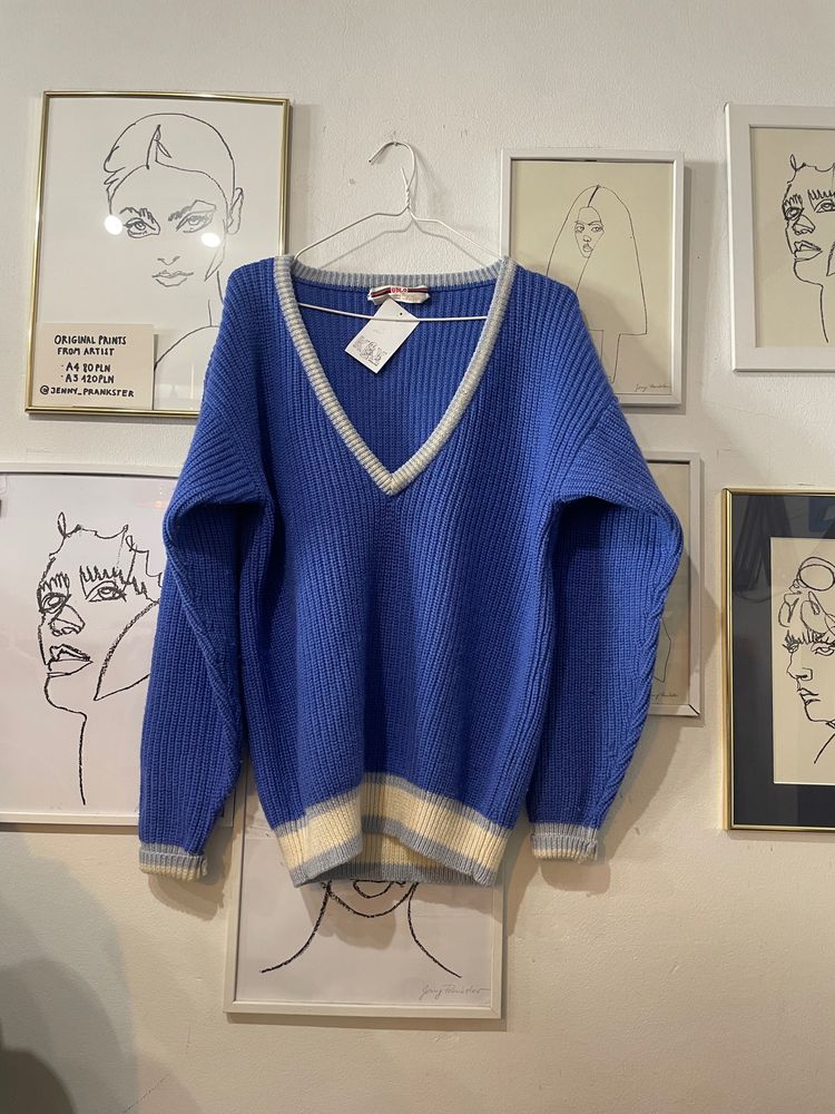 Kimchi Blue blue knitted sweater with V-neck product image