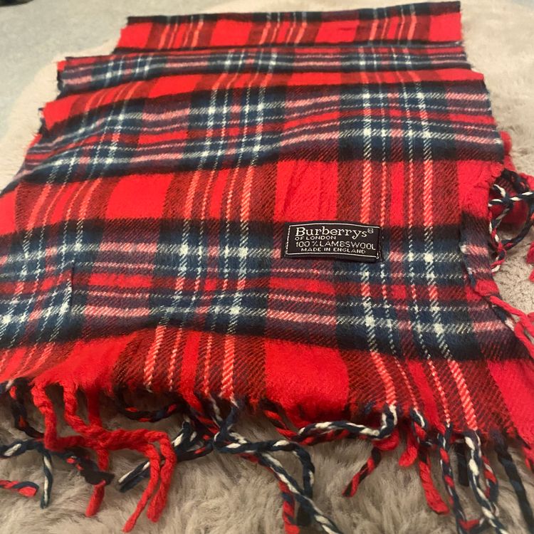 Burberrys red plaid wool scarf