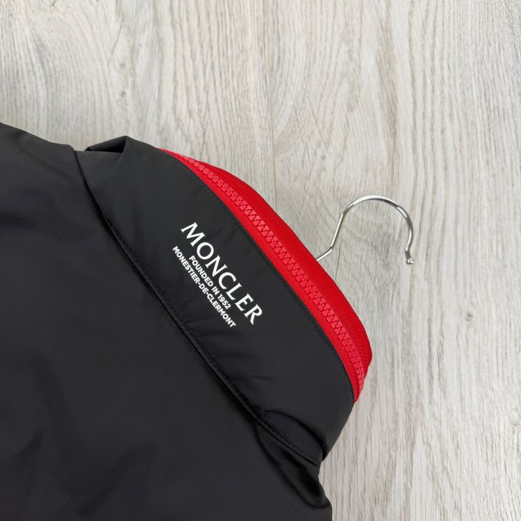 Moncler Men’s Red Dupres Down Gilet - Size 3 image 4