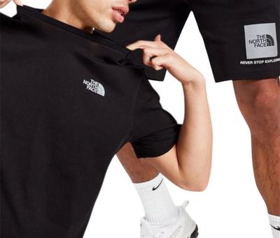 The North Face Black T-Shirt and Shorts set - XL