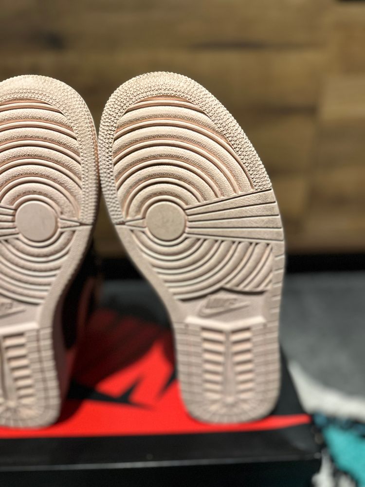 Jordan 1 Retro High “Black Crimson Tint” U.K. 8.5 image 5