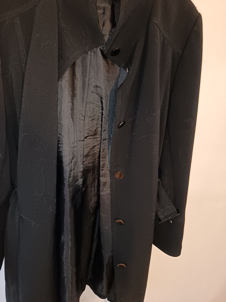Immagine di Black Belted Coat 3