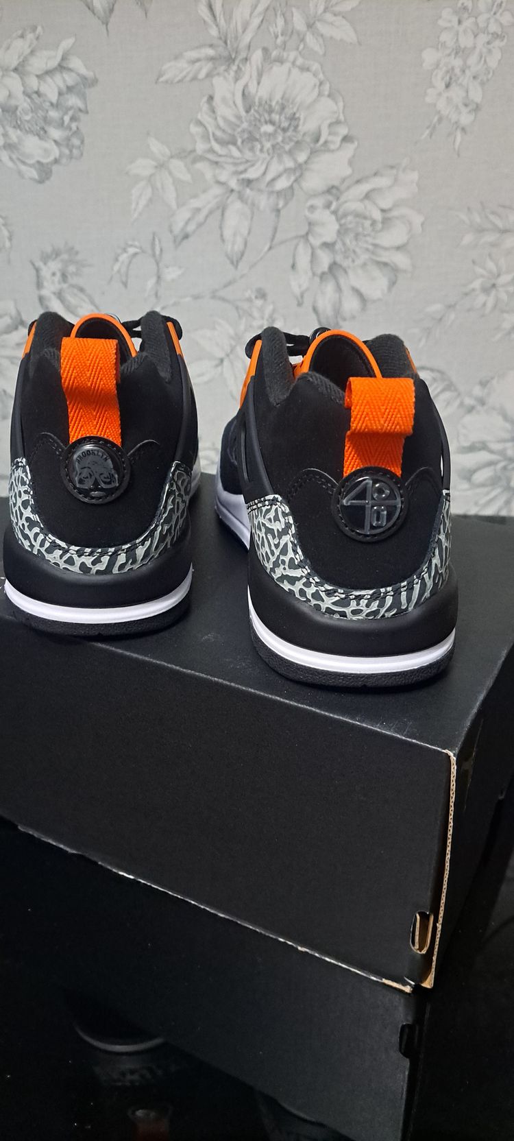 Jordan Spizike Low (Gs) UK 5.5 EUR 38.5 image 3
