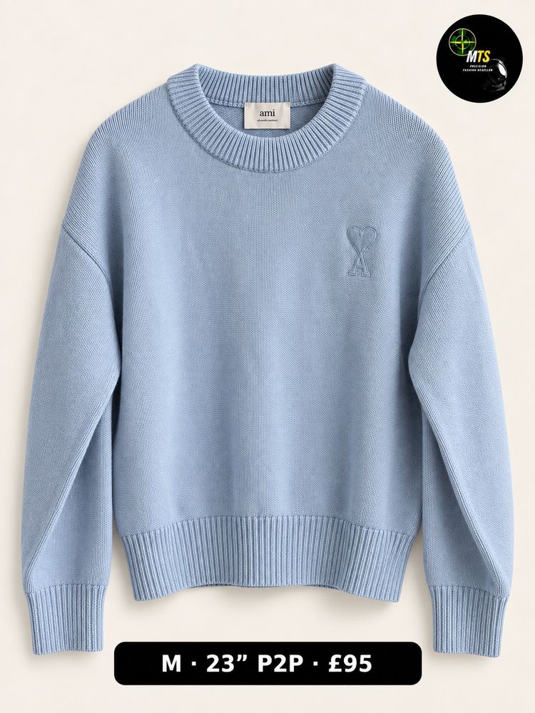 Immagine di 2532 Ami Light Blue Sweater 23” p2p 1