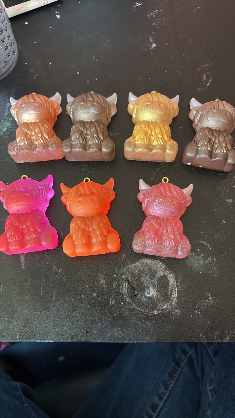 Various highland cow keyrings  image 2