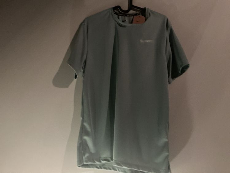 Light Green T-Shirt NIKE , S,M,XL