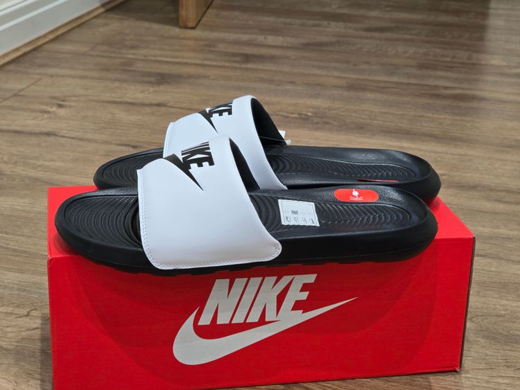 Nike Nike Victori One Slide Sandals Nike Victori One Men's Slide Black/White/Black🔥size 11, 10 product image