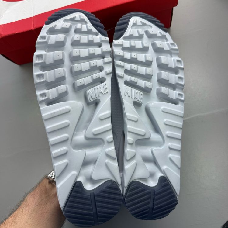 Immagine di Nike Air Max 90 Size UK 9 Ultra Moire Blue Obsidian Men's Trainers 819477-404 9