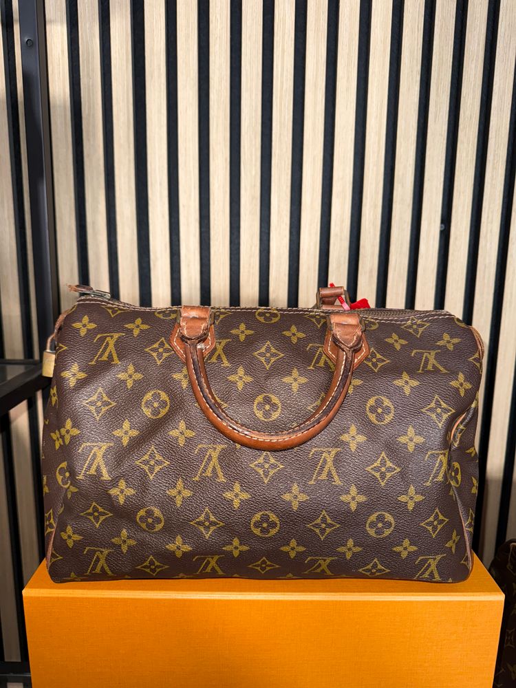 B15 Louis Vuitton Speedy 30 