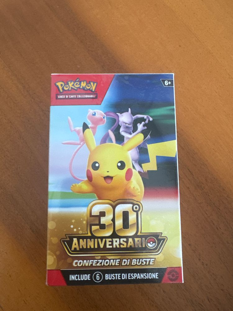 Pokémon 30Th Anniversary Pack Box italiano  imagen 1
