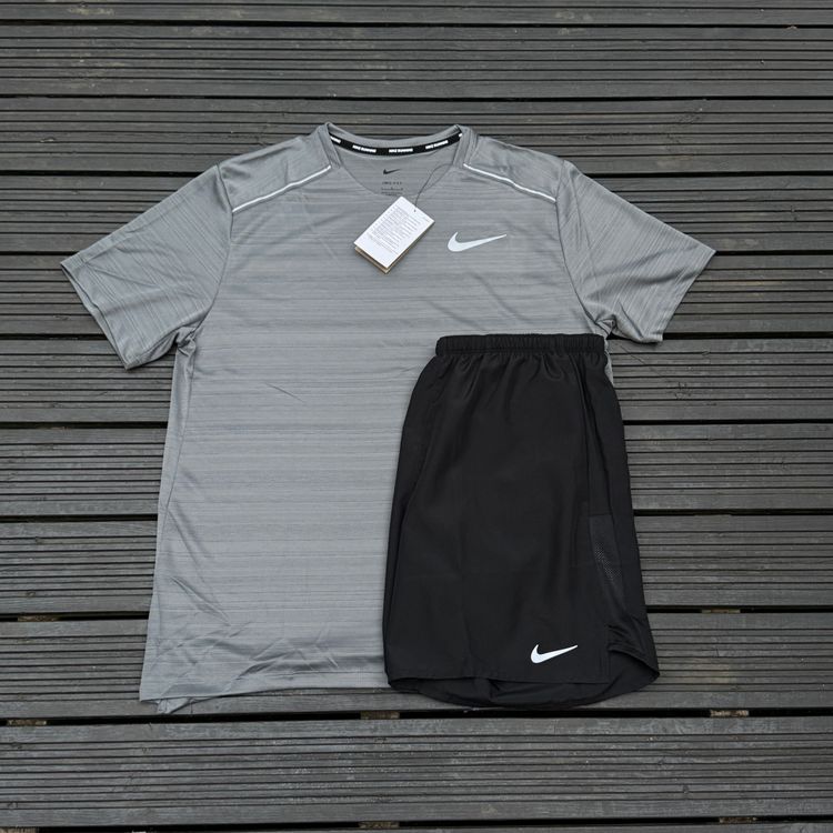 Nike Men's Sportswear Set
