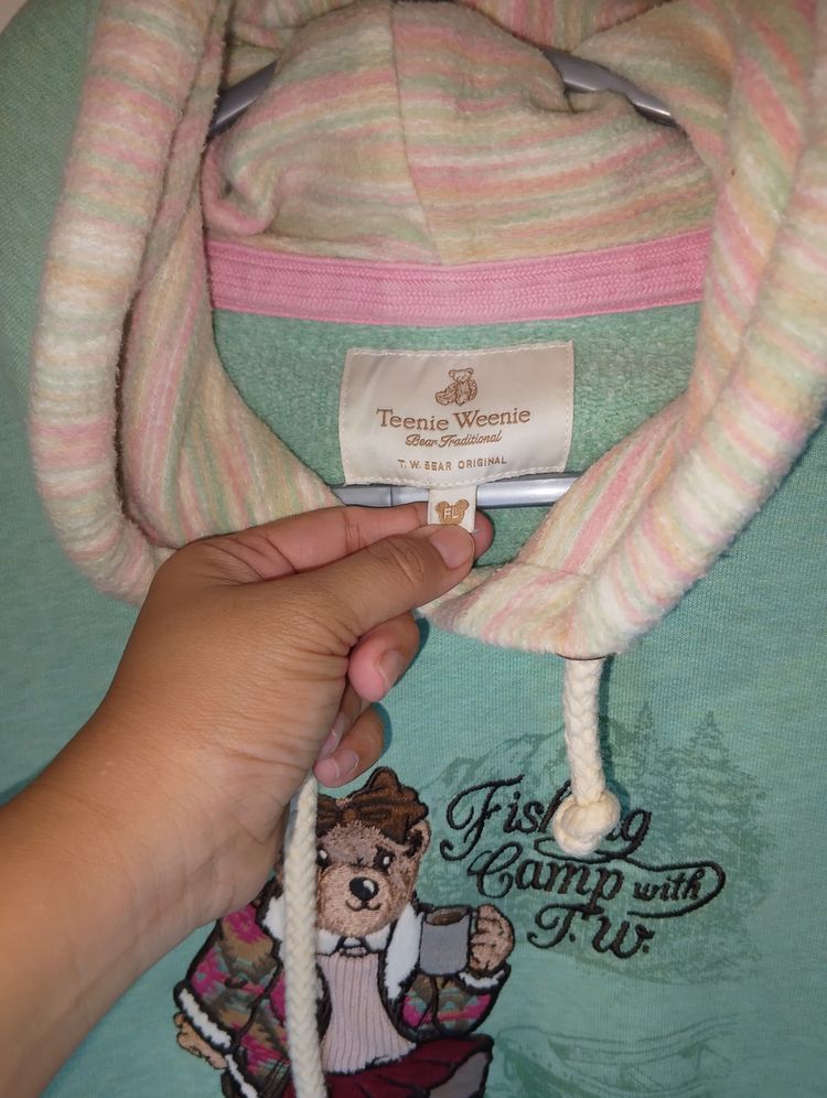 Teenie Weenie Green Hoodie With Bear Embroidery 3