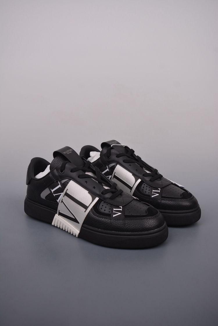 Valentino Valentino Garavani Black And White Sneakers product image