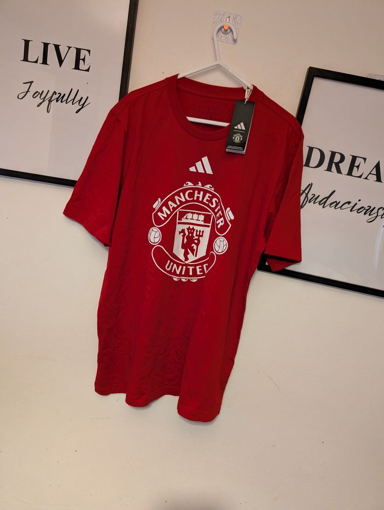 Adidas Manchester United T-Shirt image 1
