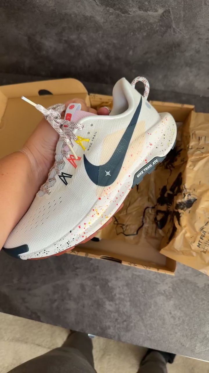 Nike ReactX Pegasus Trail 5 | Summit White | UK8.5  imagen 1