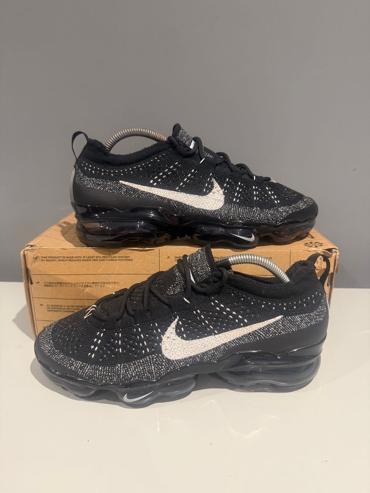Nike Air VaporMax 2023 Flyknit ‘Black White’ – UK 7.5 image 1