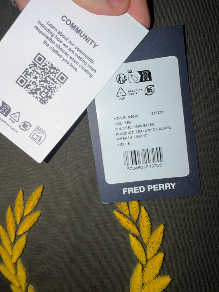 Fred Perry Dark Green Textured Laurel Wreath T-Shirt image 3
