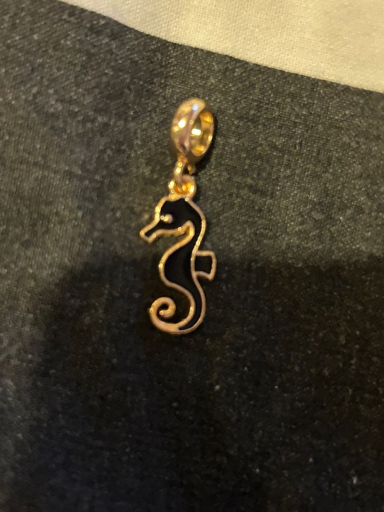 Other Seahorse Charm Pendant product image