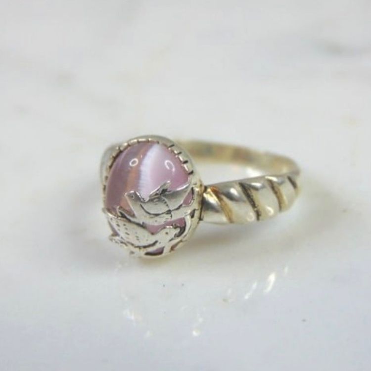 Silver Ring With Purple Oval Stone And Leaf Design imagen 1