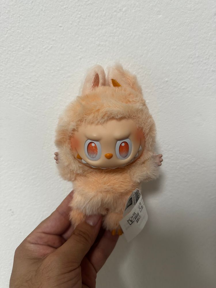 Labubu THE MONSTERS Happiness Big into Energy Series 5