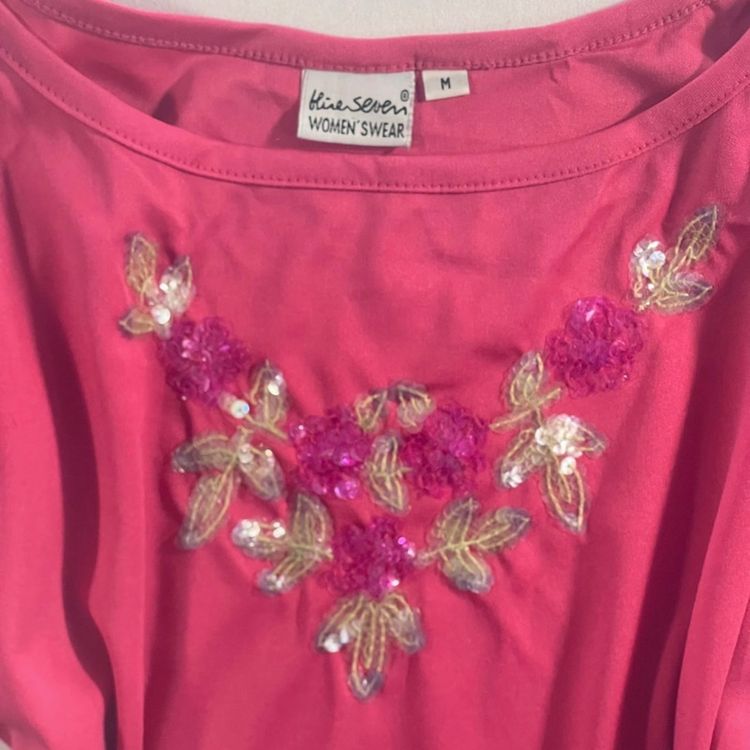 Pink Embellished Camisole Top obraz 2