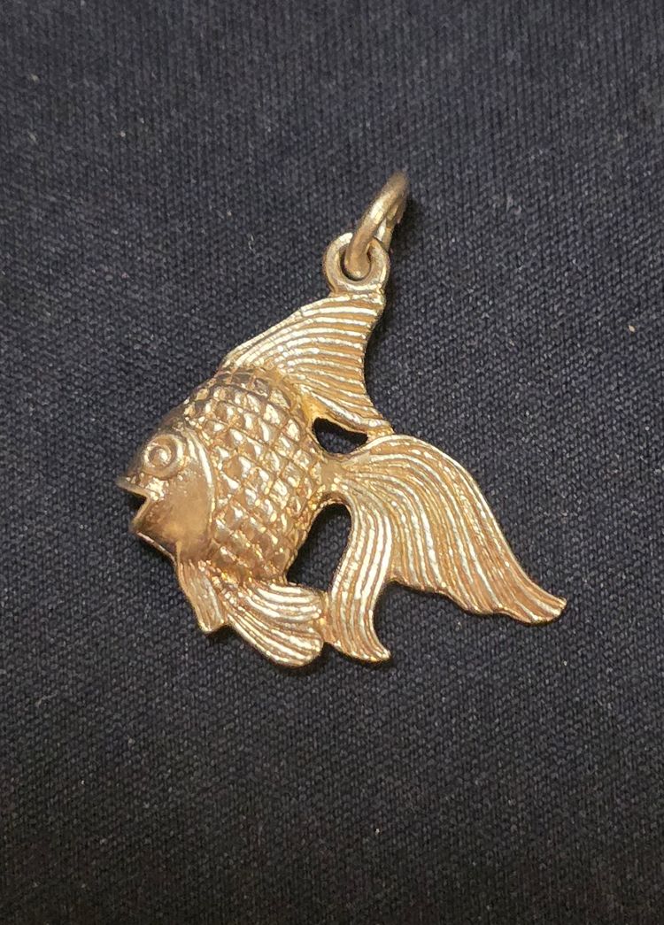 £20). 925 sterling silver Fish-Shaped Pendant Charm image 3