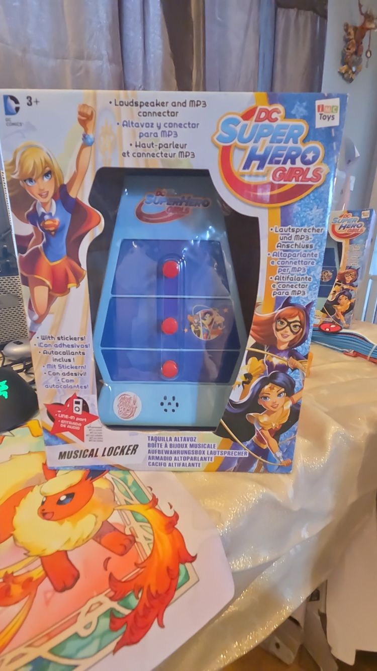 DC Comics Dc Super Hero Girls Musical Locker product image