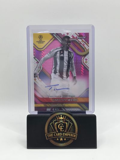 Timothy Weah (Juventus) 041/125 Autographed Card Topps Finest 2024-2025