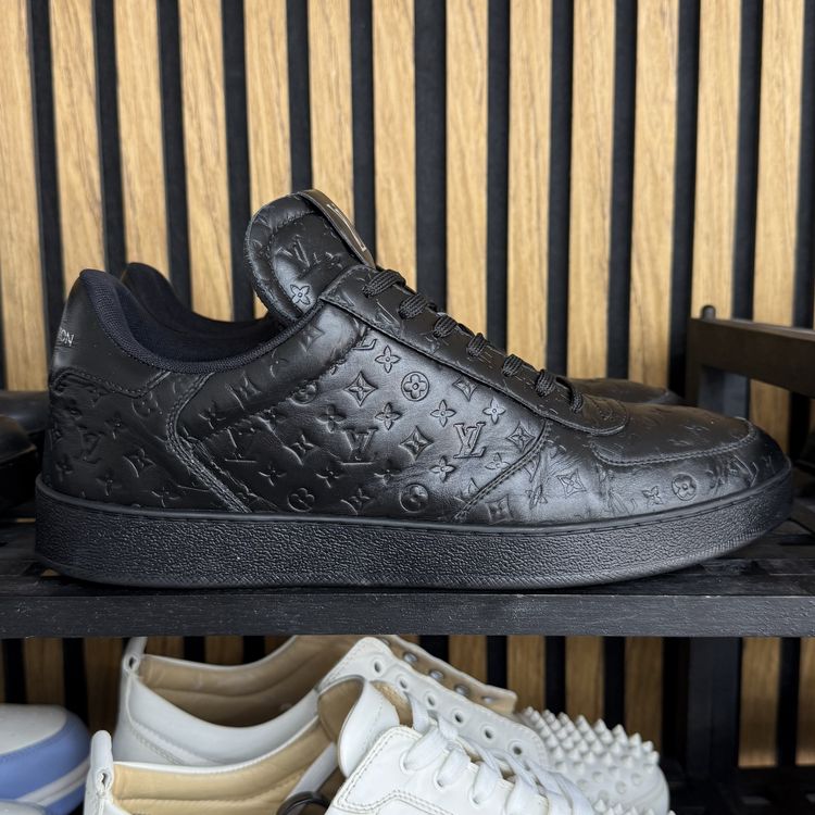 Louis Vuitton Rivoli UK 8.5